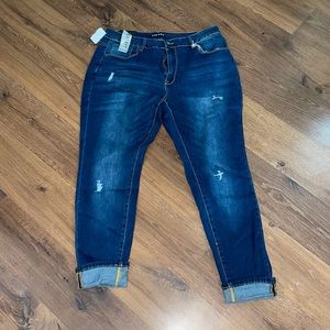 Blue Light Distressed Jeans (many sizes)